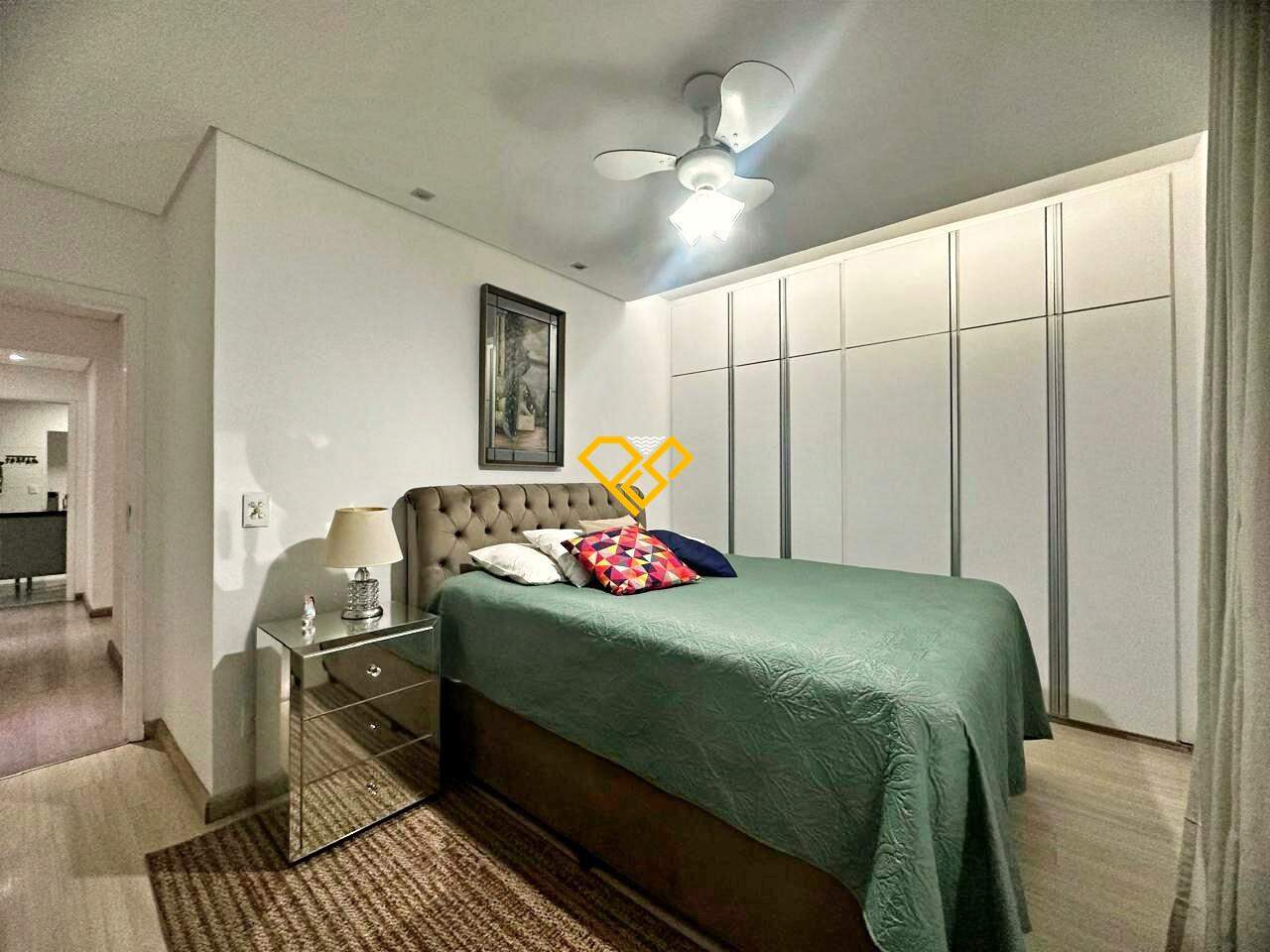 Apartamento à venda no Gonzaga: Dormitório 1 - suíte