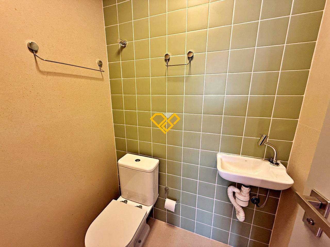 Apartamento à venda no Vila Rica: Wc de serviço