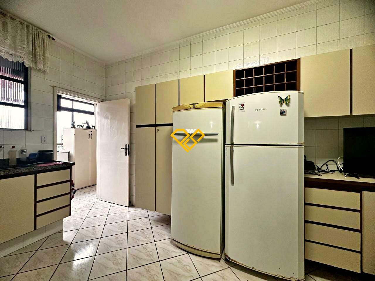 Apartamento à venda no Gonzaga: Cozinha