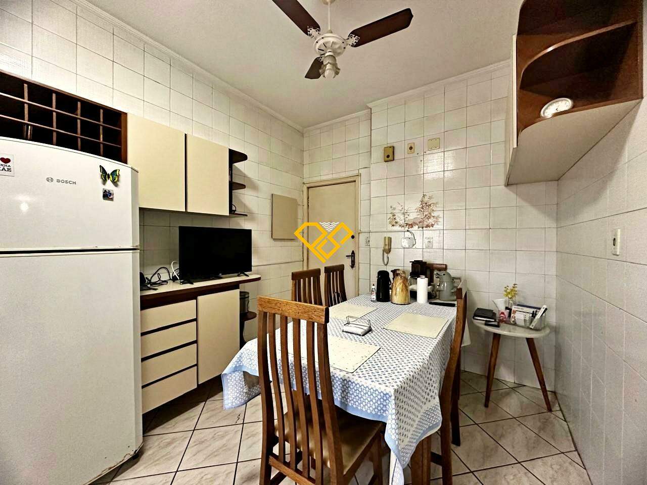 Apartamento à venda no Gonzaga: Cozinha