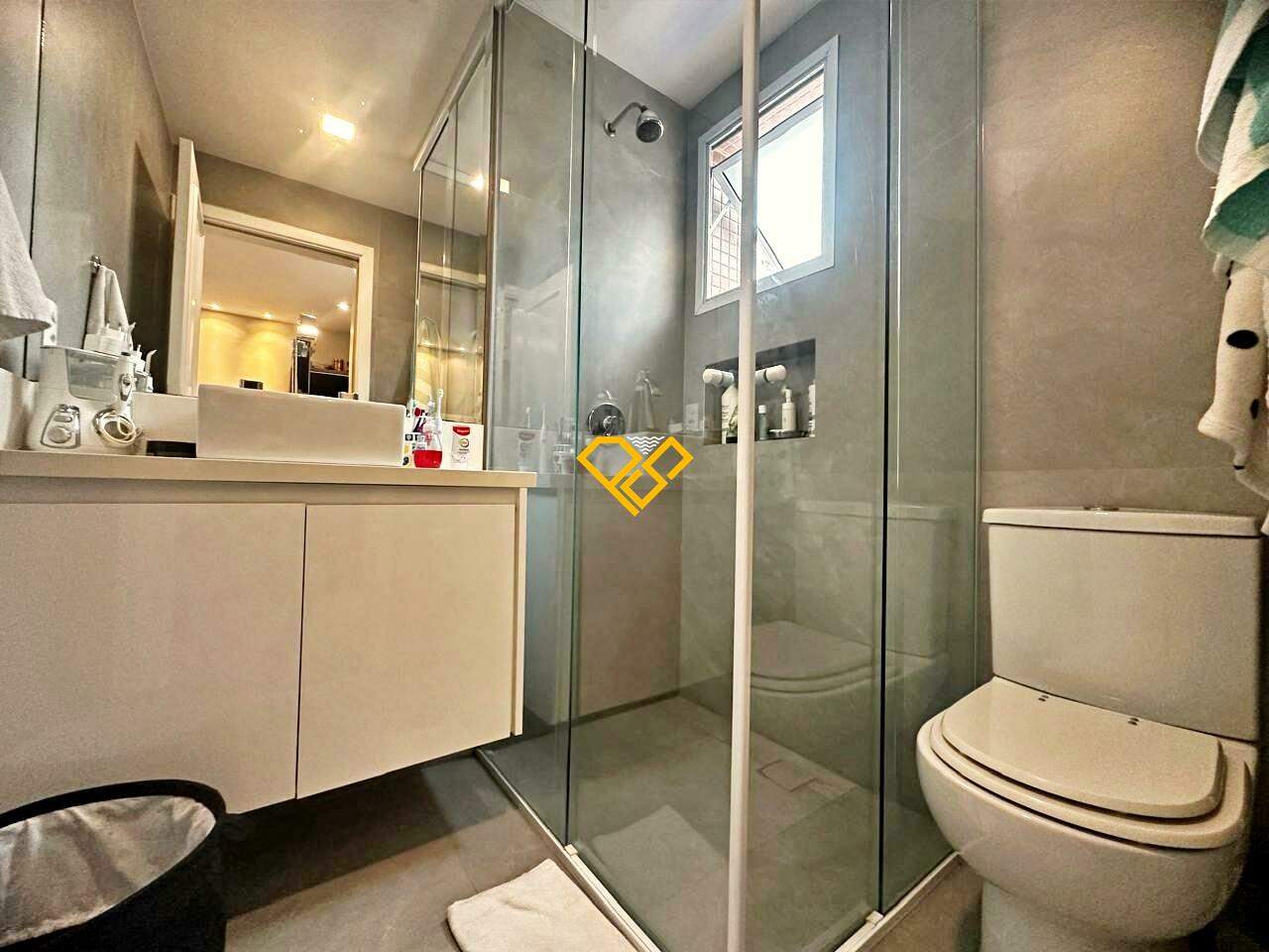 Apartamento à venda no Gonzaga: Wc suíte 2