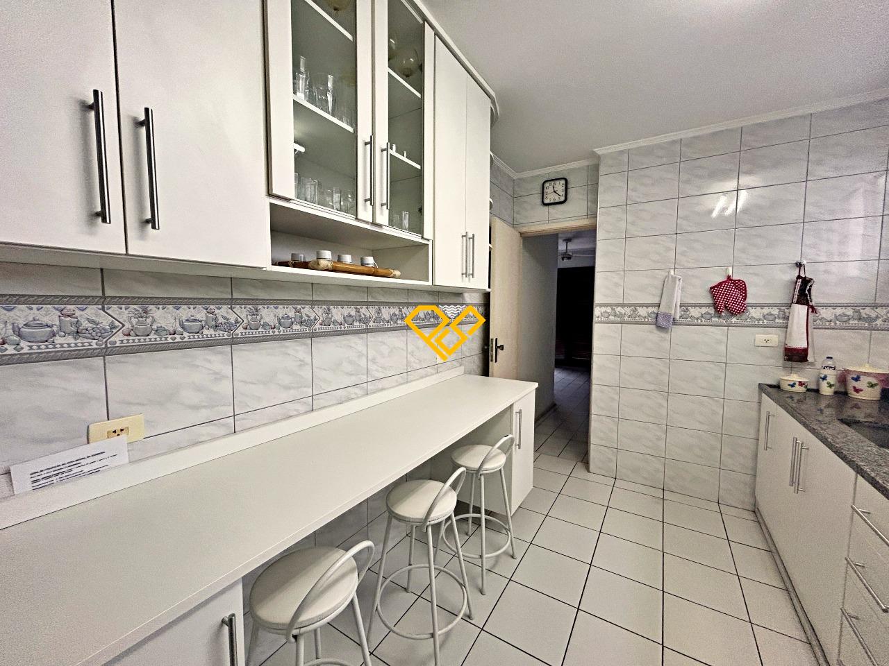 Apartamento para aluguel no Gonzaga: Cozinha