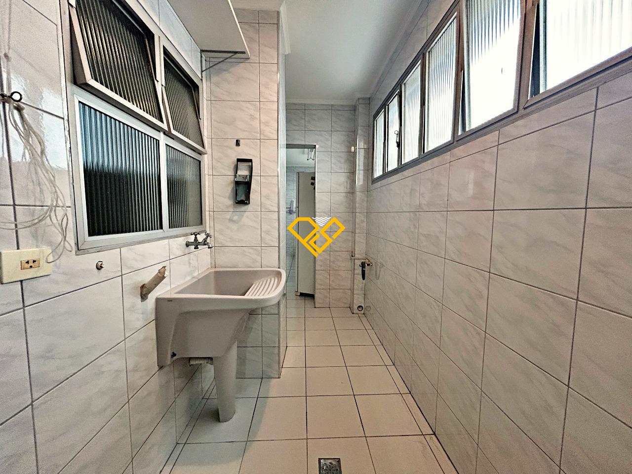 Apartamento para aluguel no Gonzaga: Área de serviço