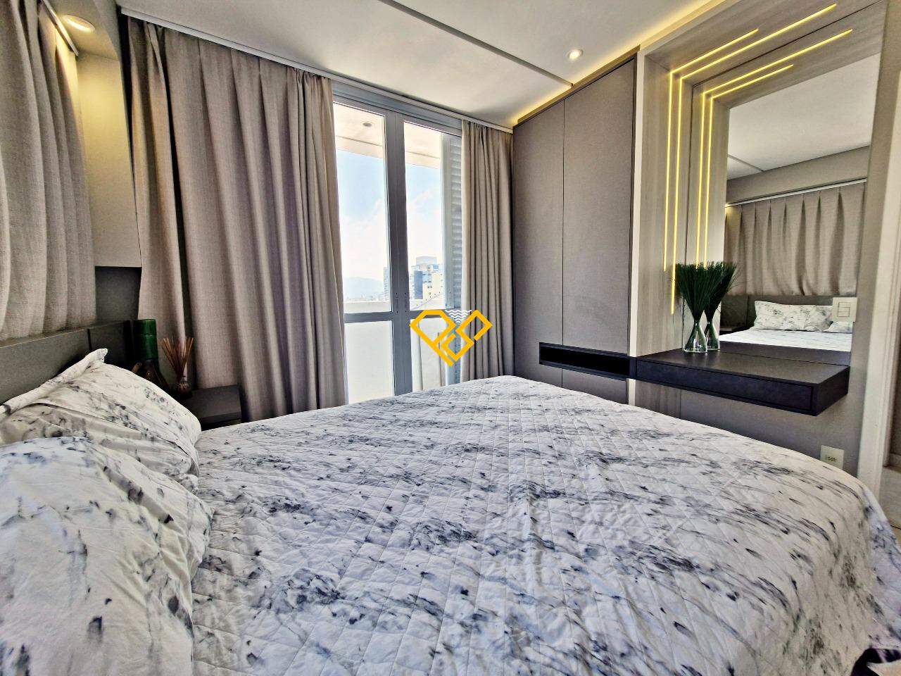 Apartamento para aluguel no Gonzaga: Dormitório 1 - suíte