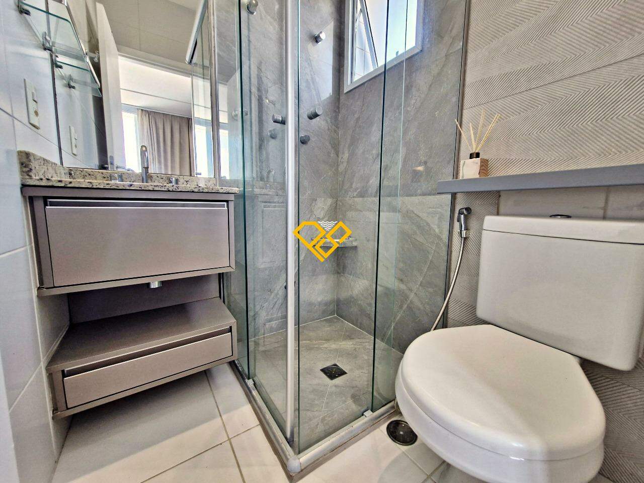 Apartamento para aluguel no Gonzaga: Wc suíte 1