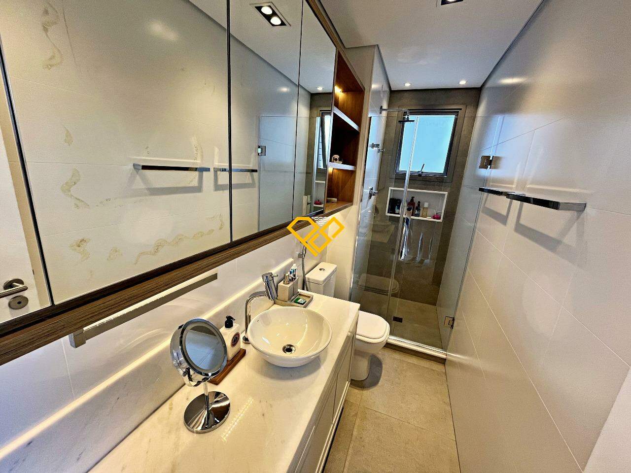 Apartamento para aluguel no Aparecida: Wc suíte