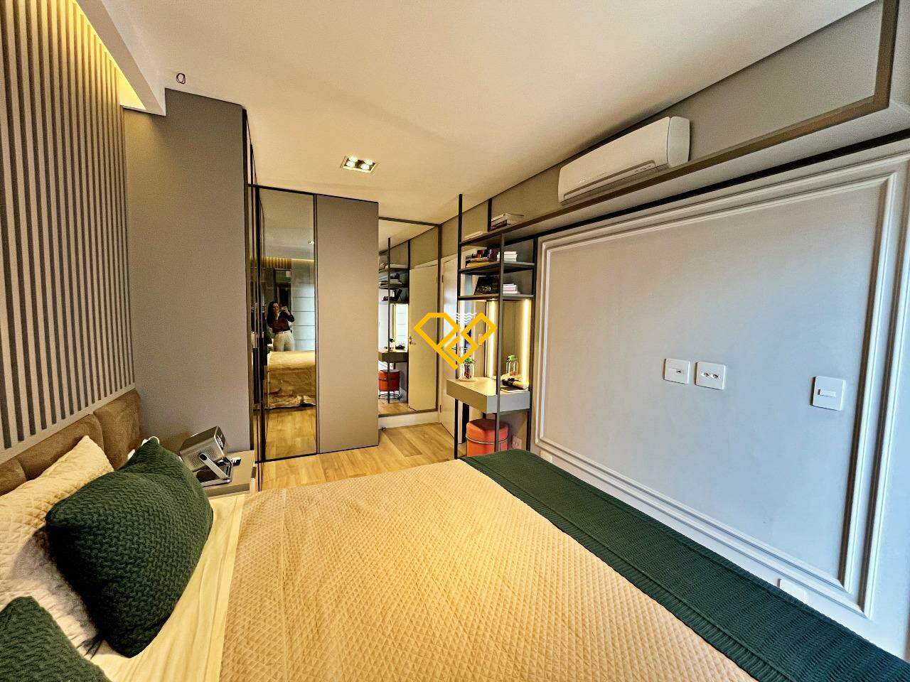 Apartamento para aluguel no Aparecida: Dormitório 1 - suíte