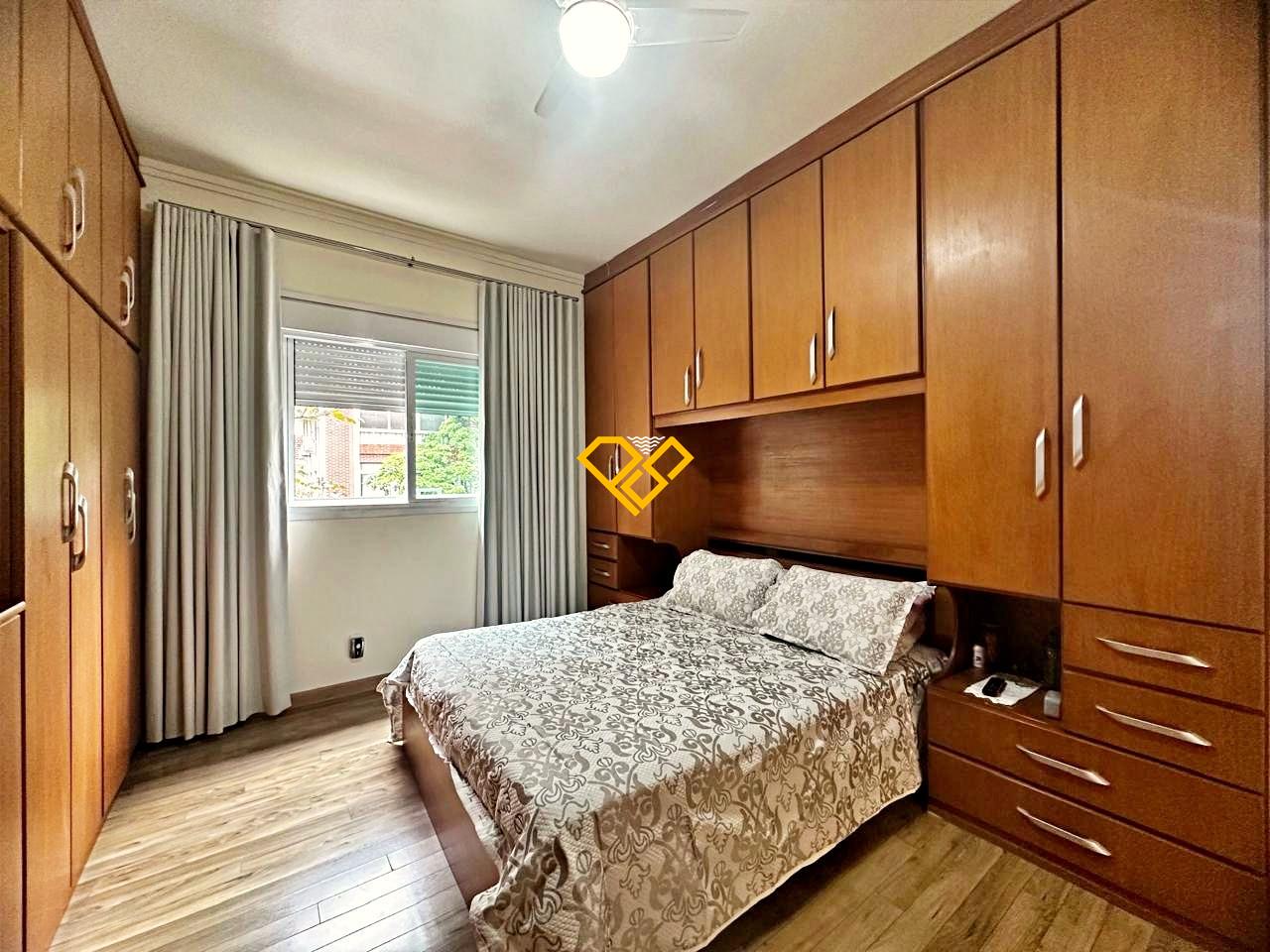 Sobrado à venda no Gonzaga: Suíte 1