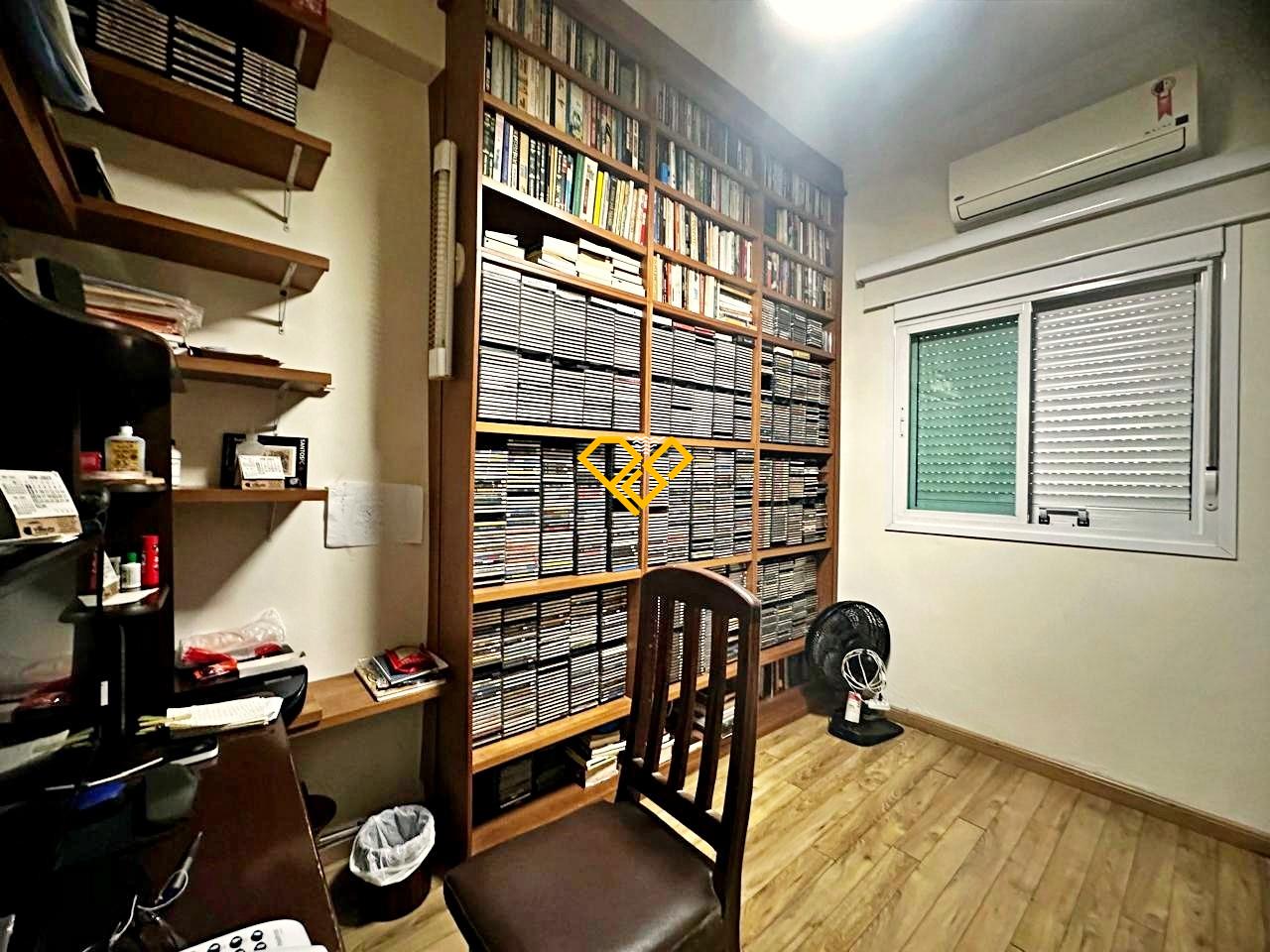 Sobrado à venda no Gonzaga: Dormitório 4