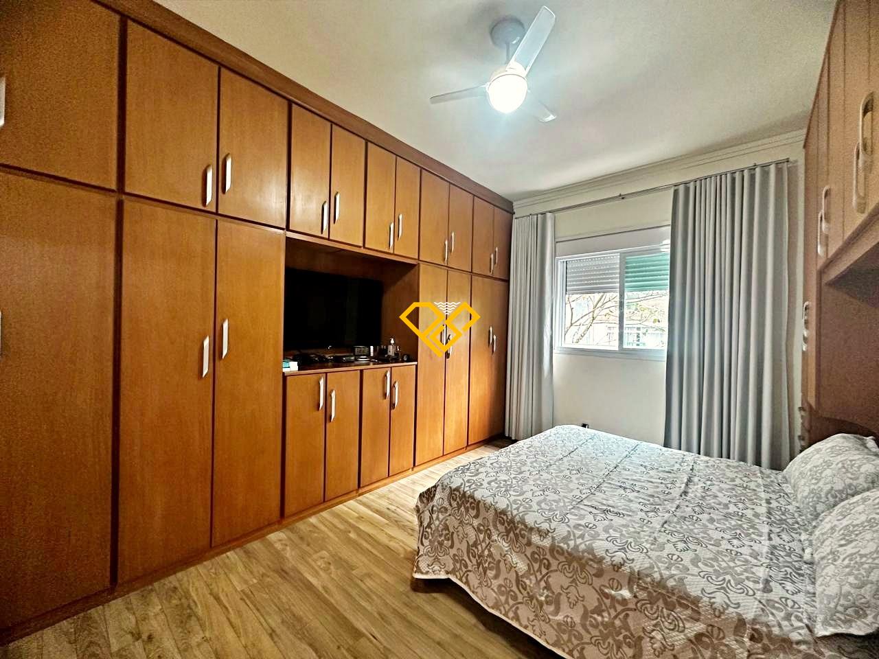 Sobrado à venda no Gonzaga: Suíte 1