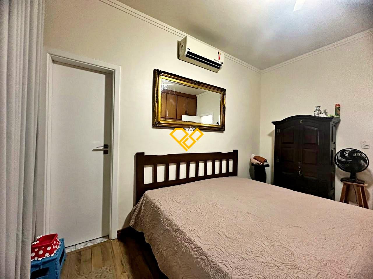 Sobrado à venda no Gonzaga: Suíte 2