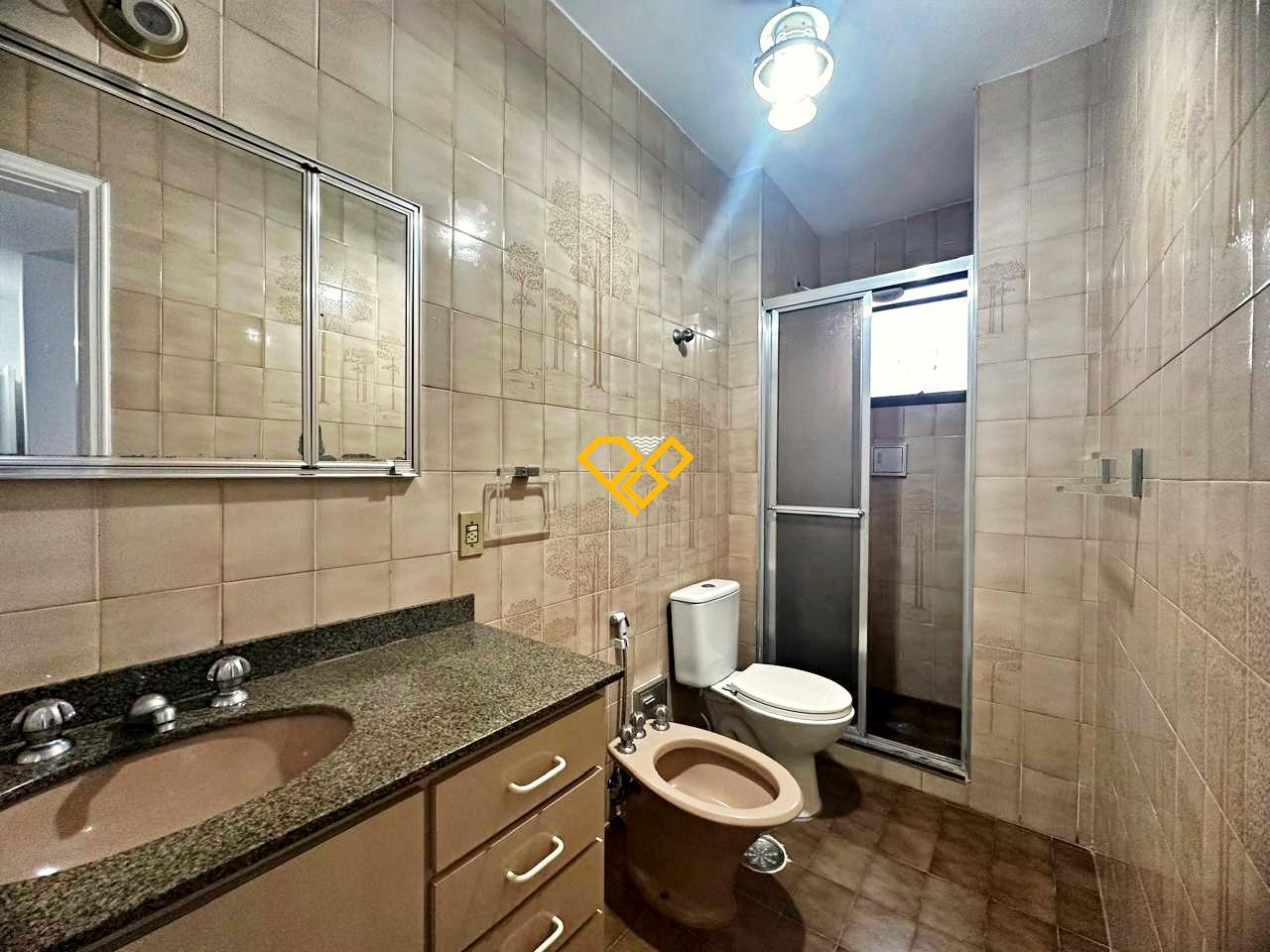 Apartamento à venda no Gonzaga: Wc suíte