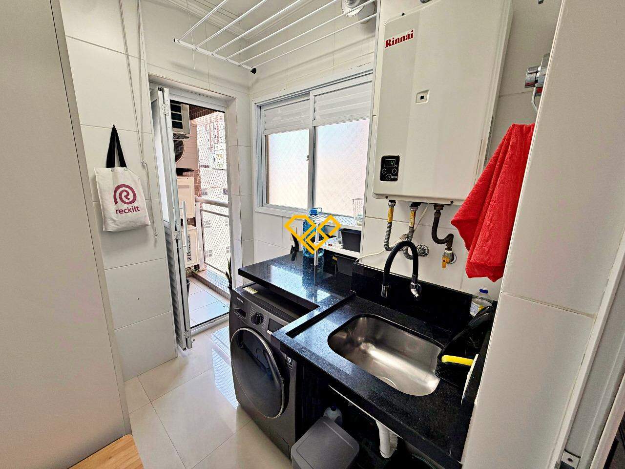 Apartamento à venda no José Menino: Área de serviço