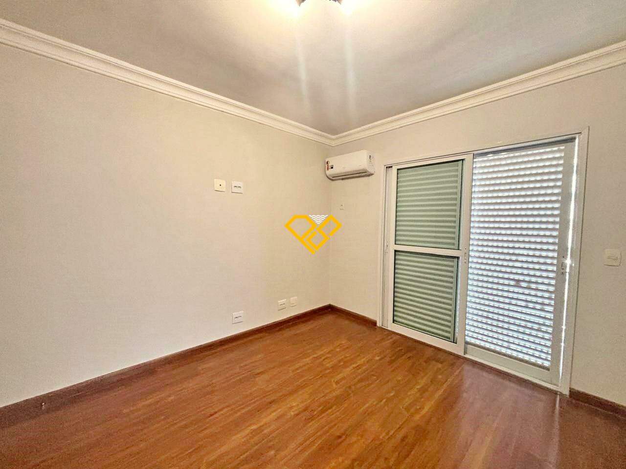 Apartamento à venda no Ponta da Praia: Suíte 2