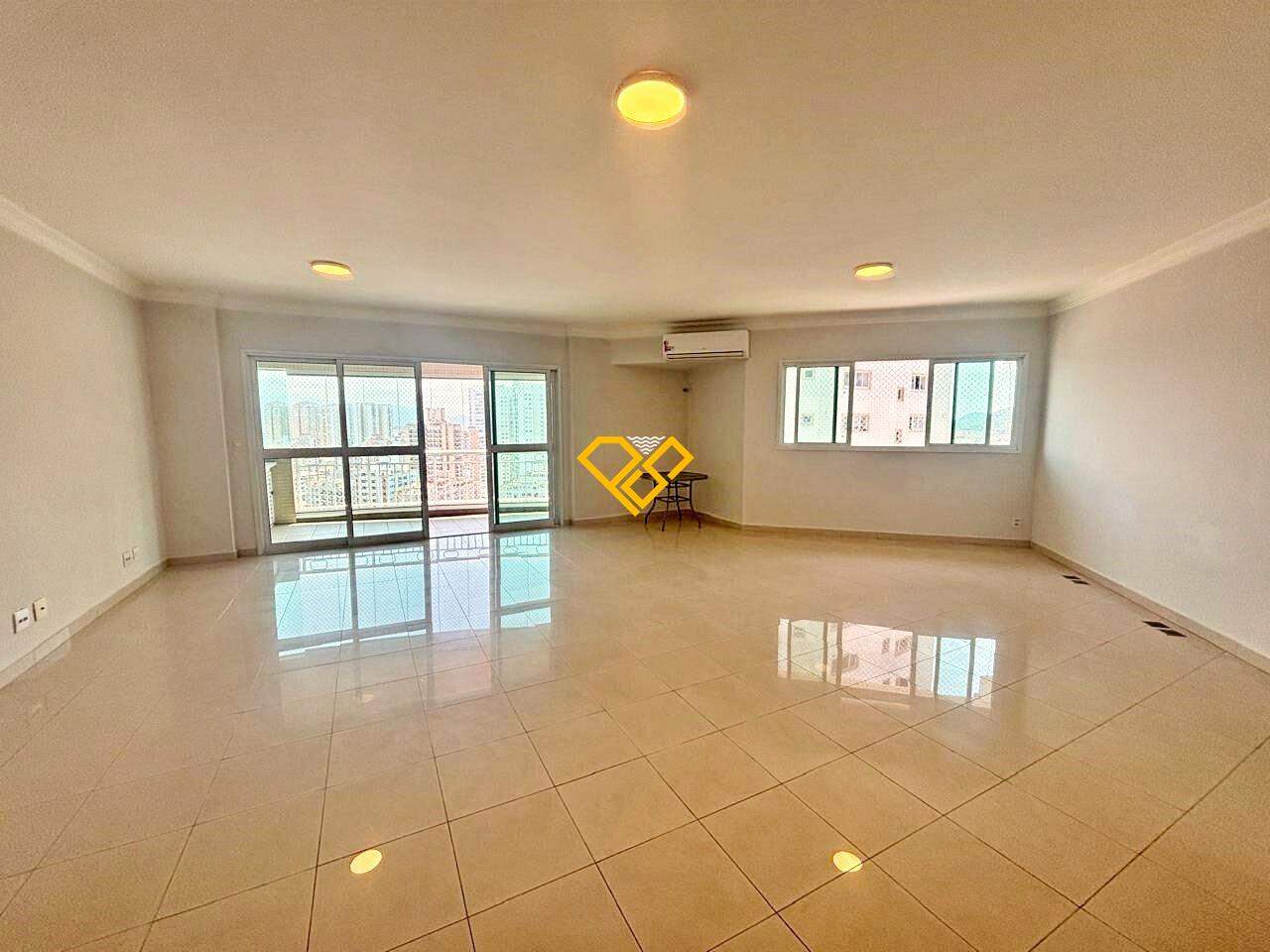 Apartamento à venda no Ponta da Praia: Sala