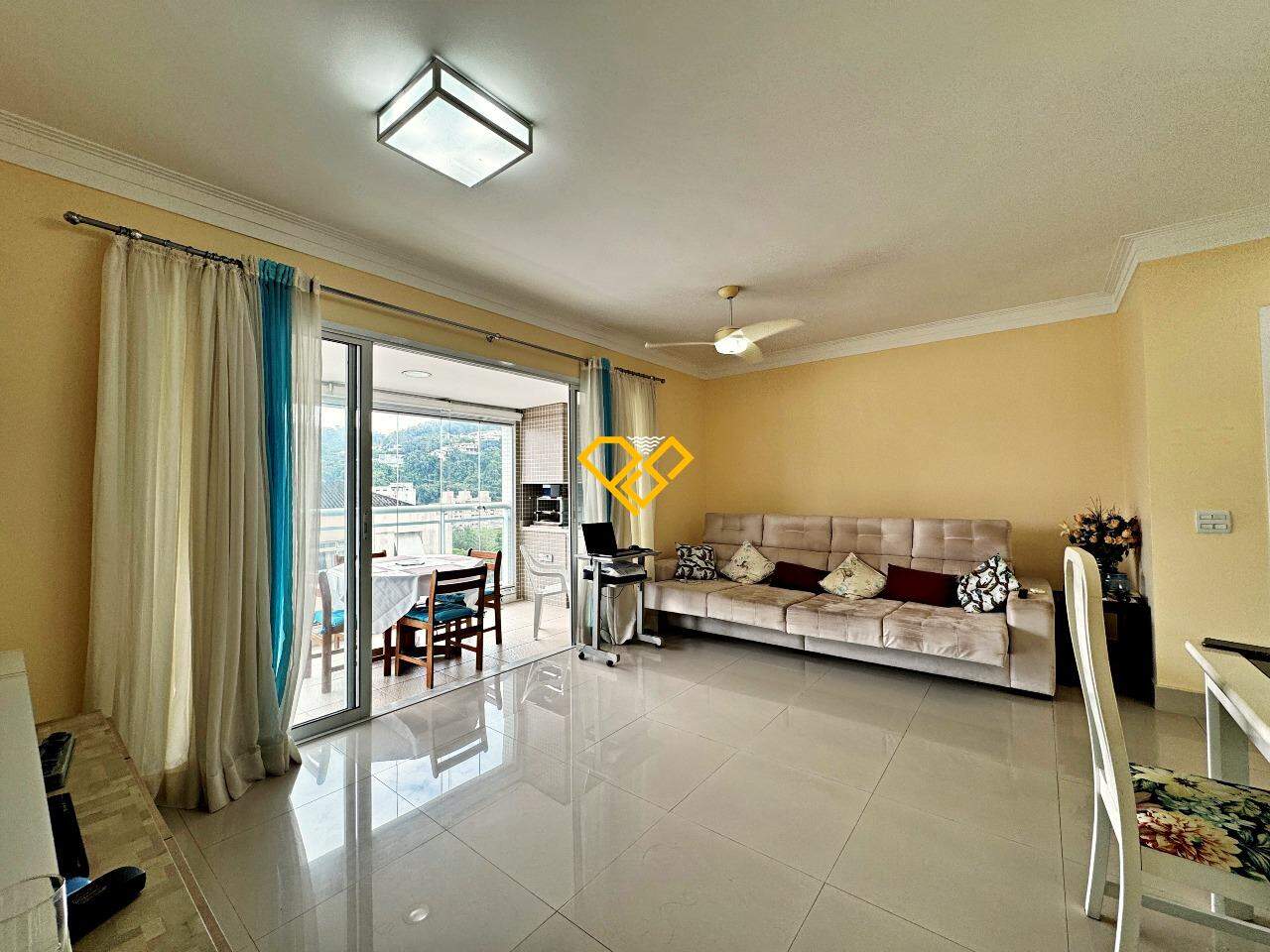 Apartamento à venda no José Menino: Sala