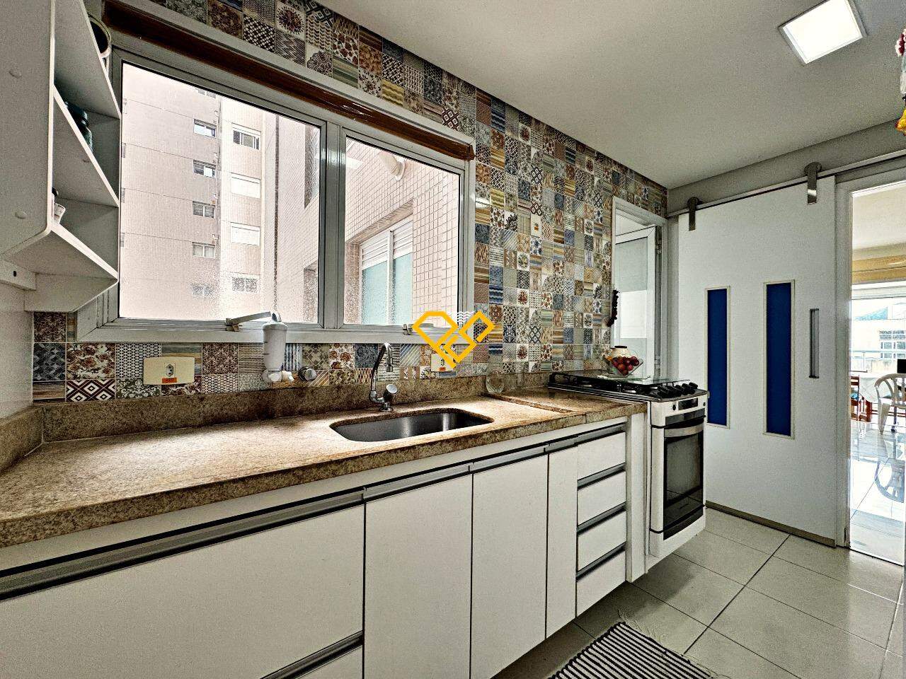 Apartamento à venda no José Menino: Cozinha