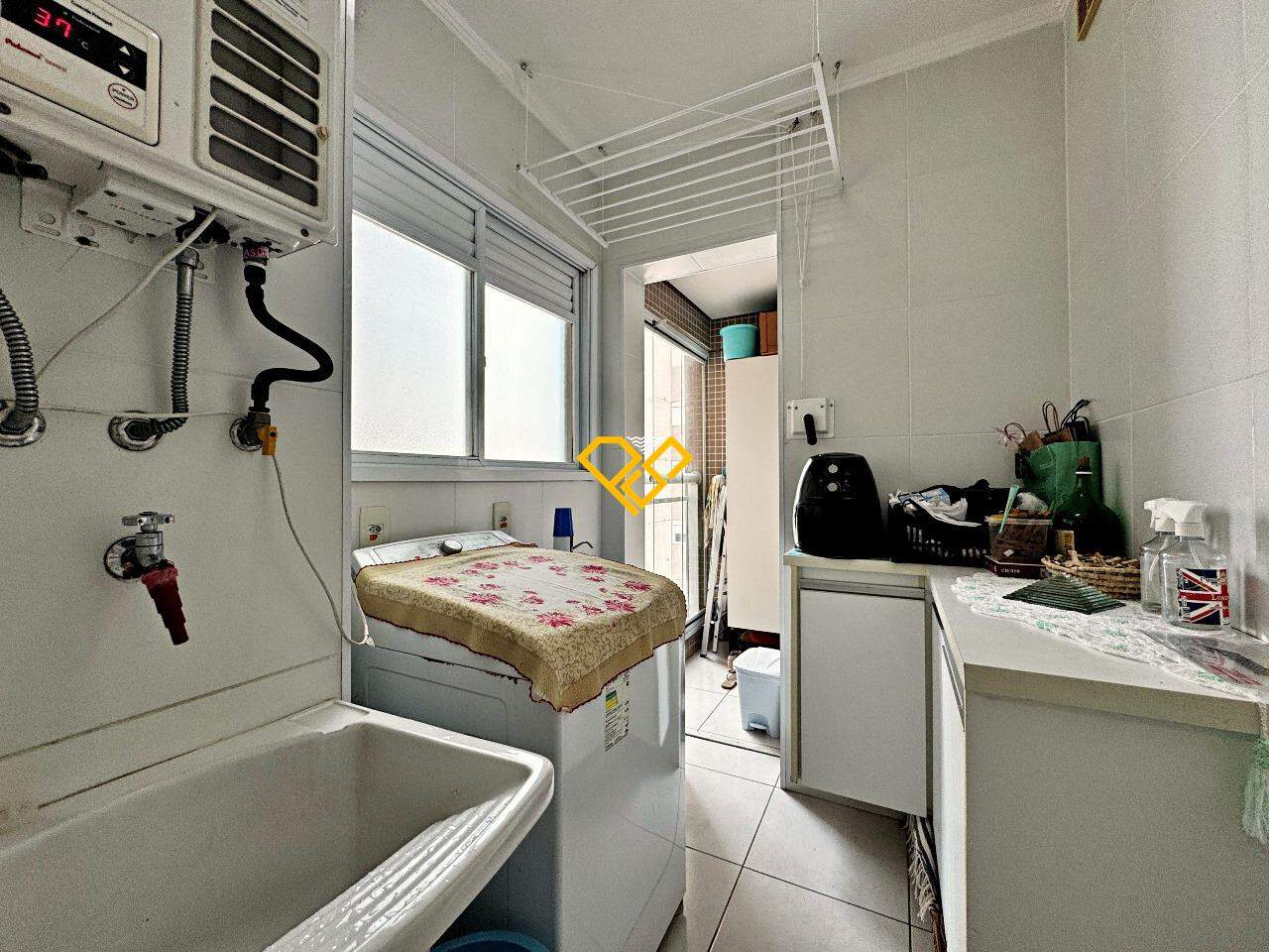 Apartamento à venda no José Menino: Área de serviço
