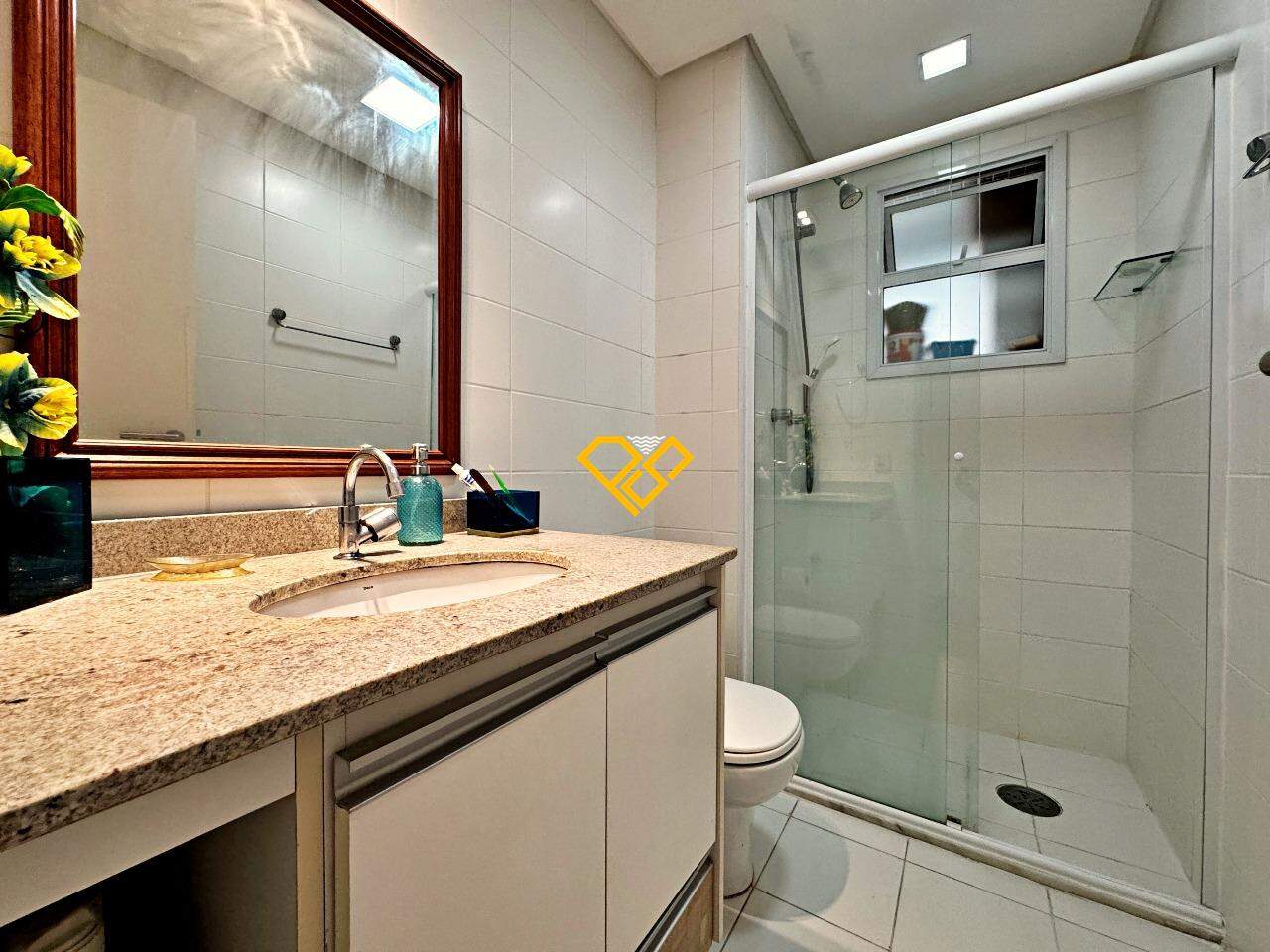 Apartamento à venda no José Menino: Wc social