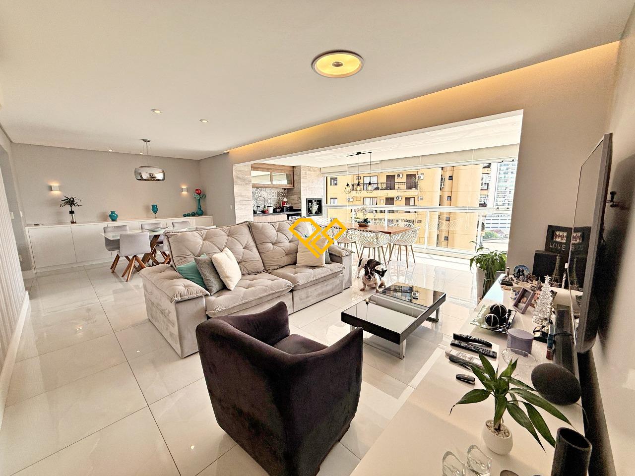 Apartamento à venda no Ponta da Praia: Sala