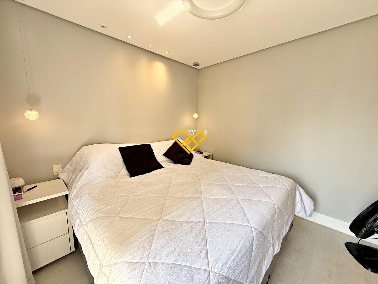 Apartamento à venda no Ponta da Praia: Dormitório 1 - suíte