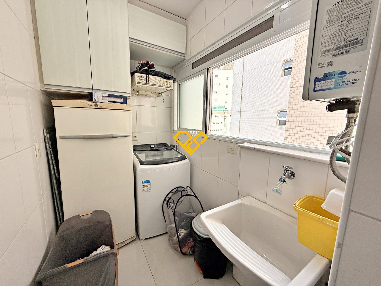 Apartamento à venda no Ponta da Praia: Área de serviço