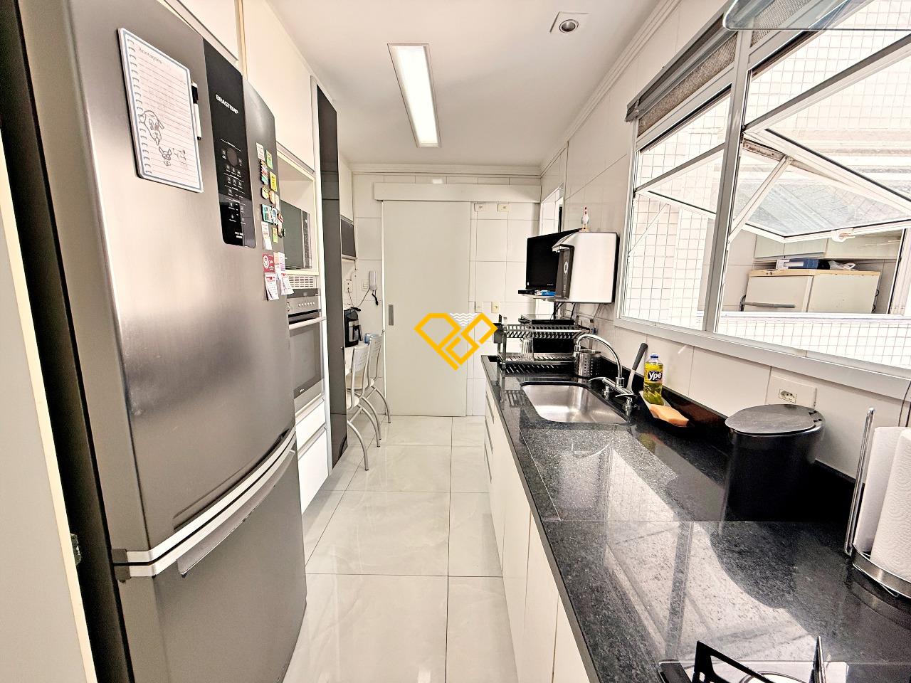 Apartamento à venda no Ponta da Praia: Cozinha