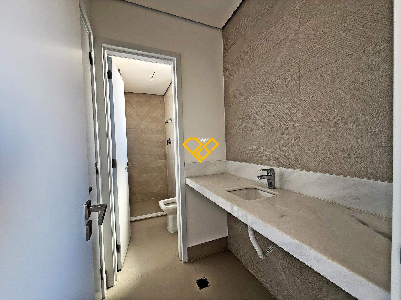Apartamento à venda no Pompéia: wc suíte americana