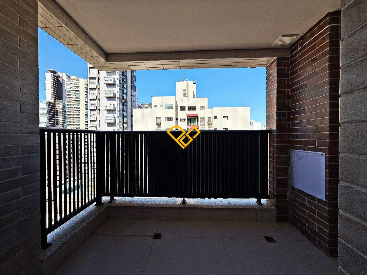Apartamento à venda no Pompéia: varanda técnica