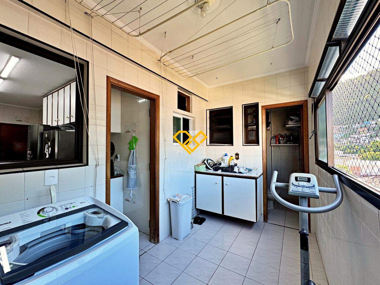 Apartamento à venda no Marapé: Área de serviço