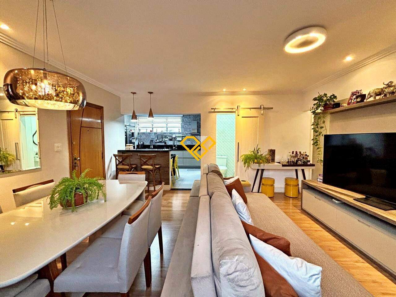 Apartamento à venda no Ponta da Praia: Sala