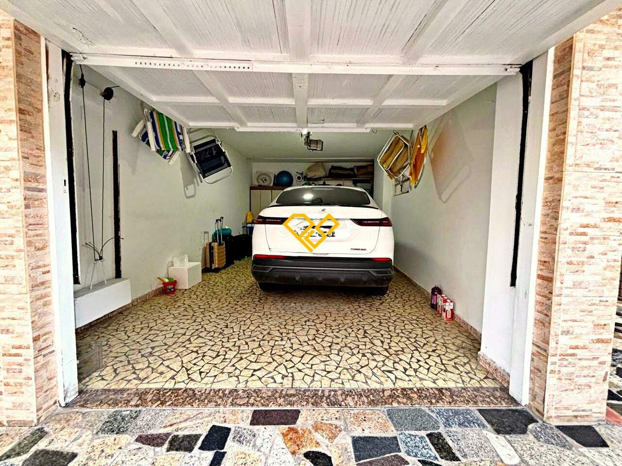 Apartamento à venda no Ponta da Praia: Garagem