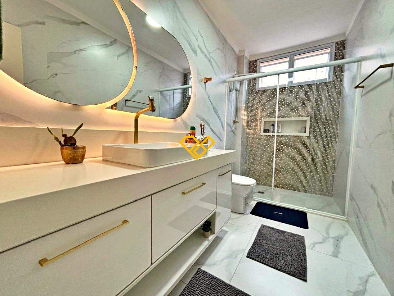 Apartamento à venda no Ponta da Praia: Wc social