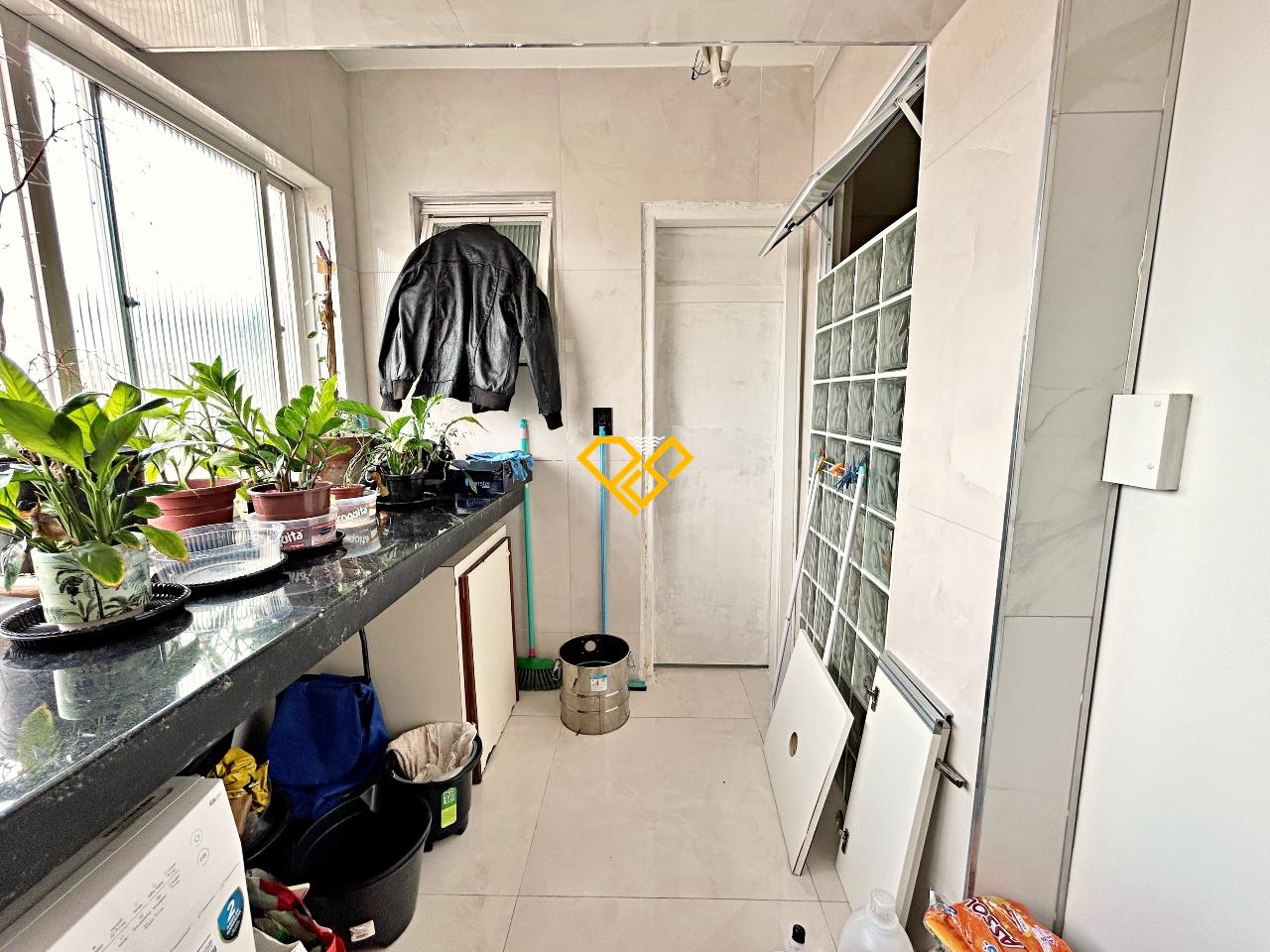 Apartamento à venda no Campo Grande: Área de serviço