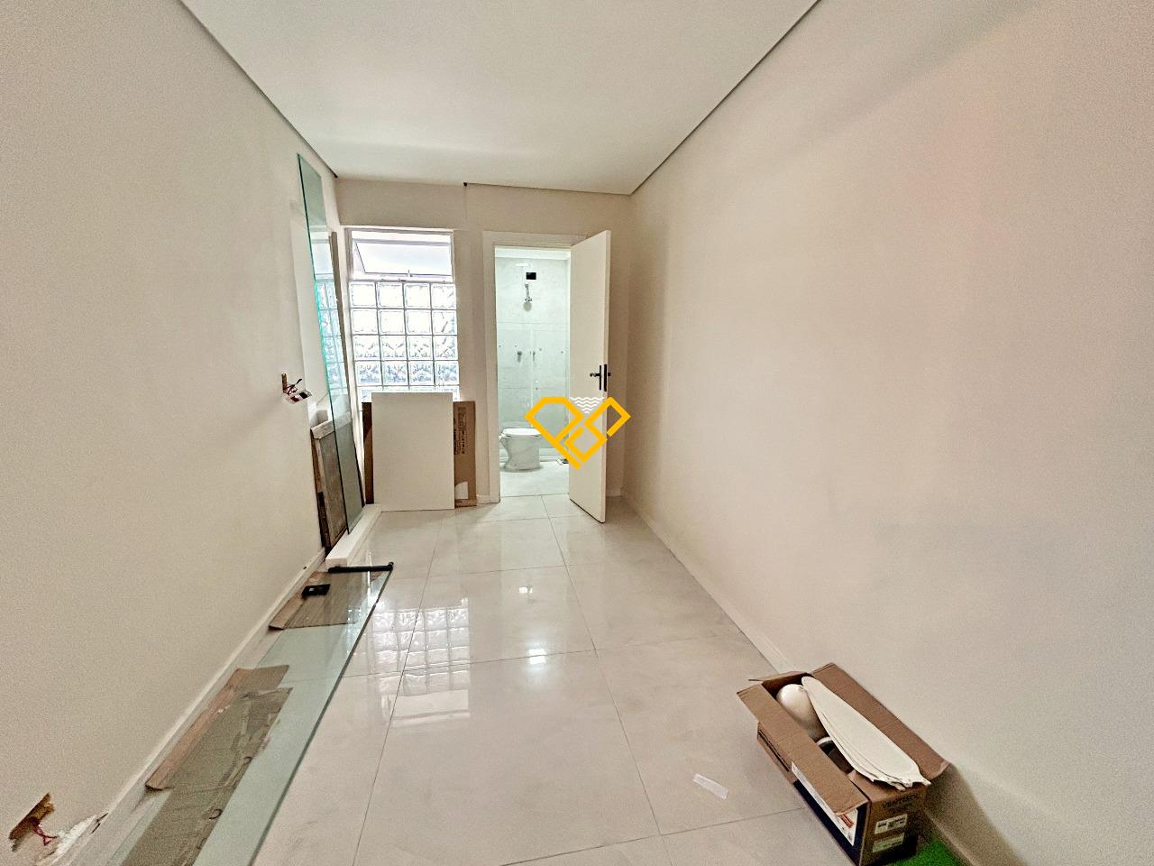 Apartamento à venda no Campo Grande: Dependência