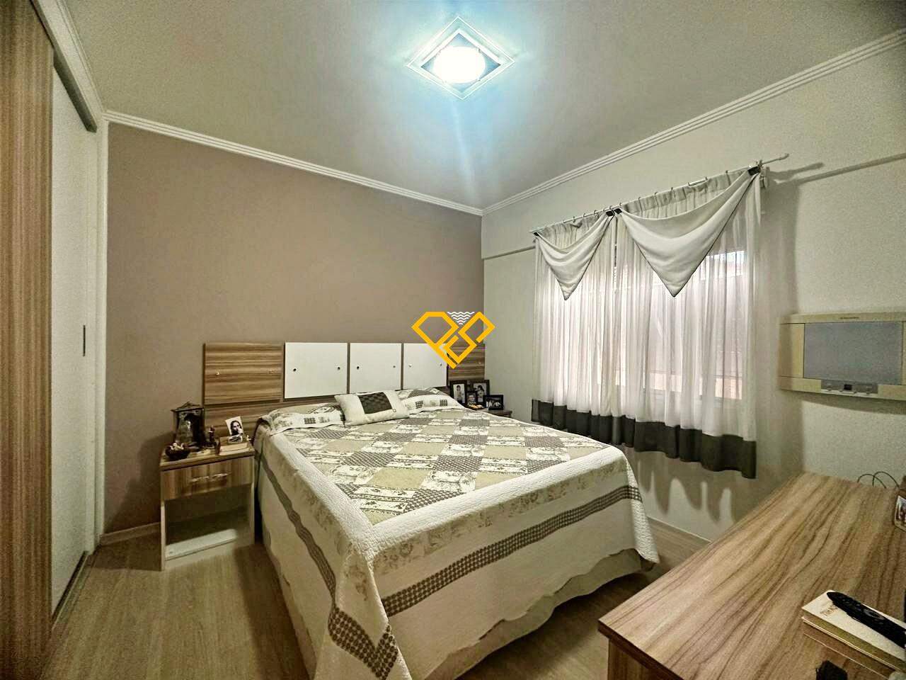 Apartamento à venda no Gonzaga: Dormitório 1 - suíte