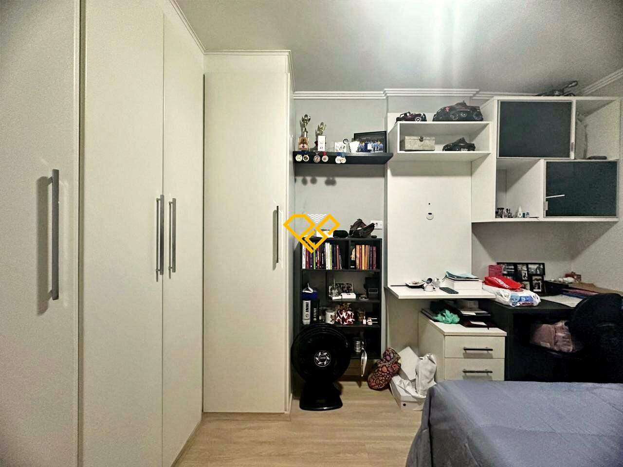 Apartamento à venda no Gonzaga: Dormitório 2