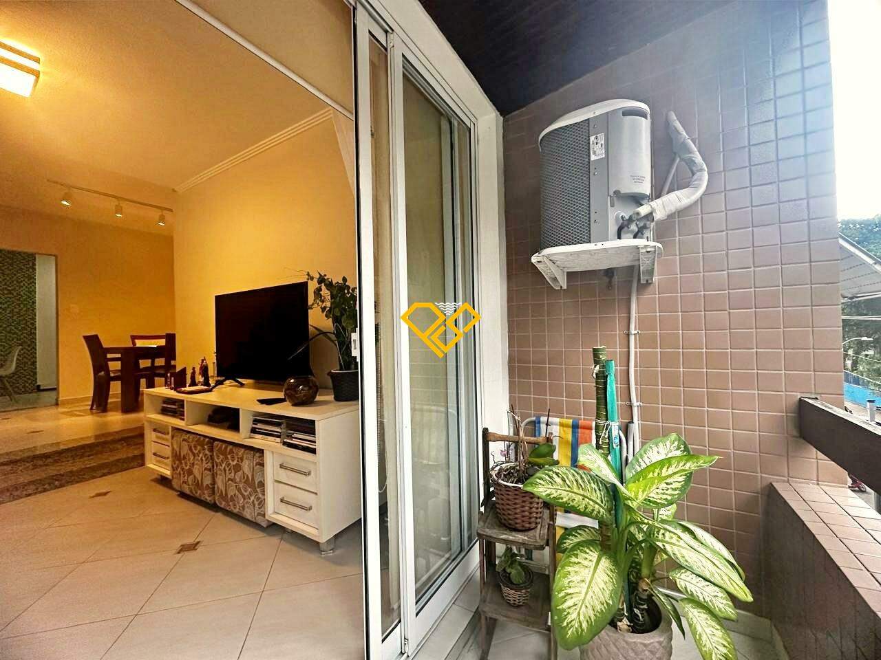 Apartamento à venda no Gonzaga: Varanda