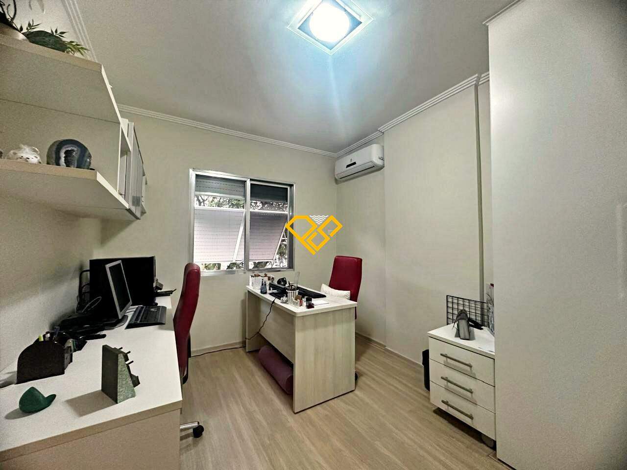 Apartamento à venda no Gonzaga: Dormitório 3