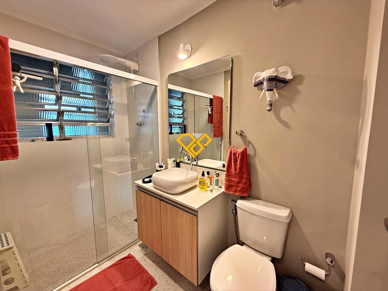 Apartamento à venda no Ponta da Praia: Wc social