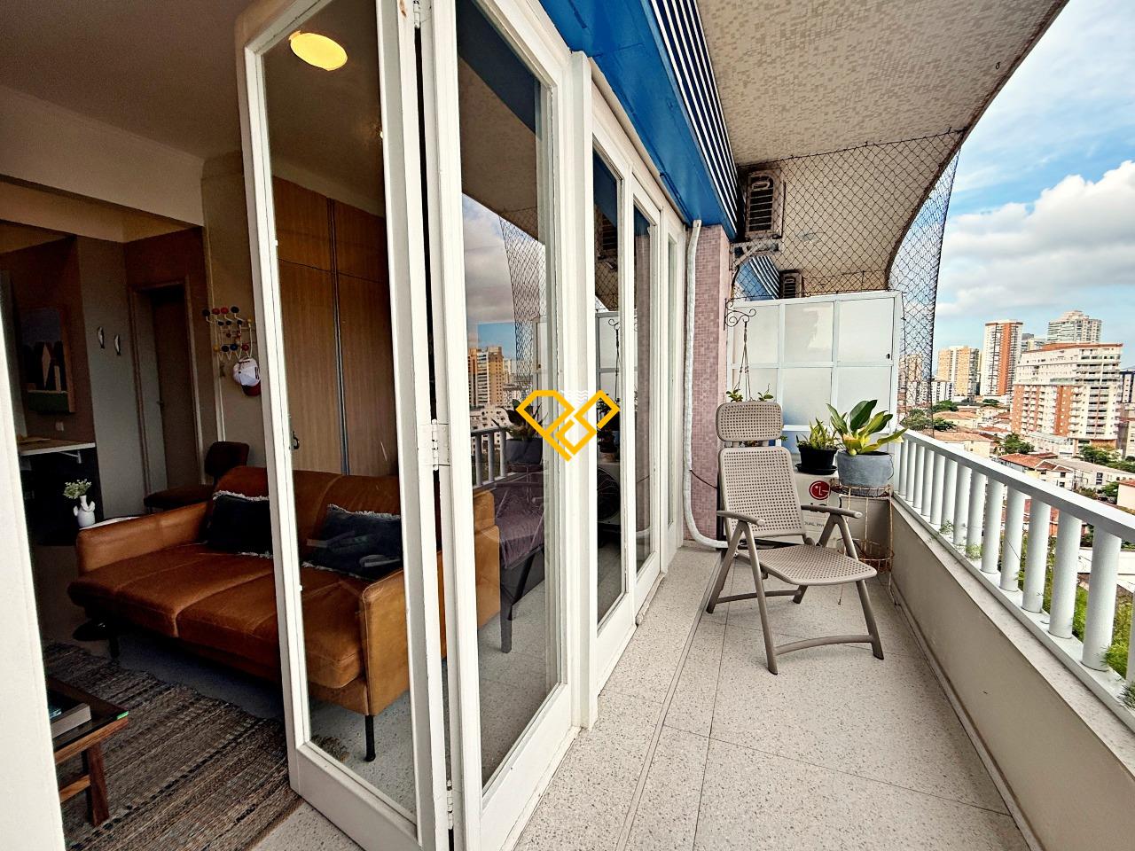 Apartamento à venda no Ponta da Praia: Varanda