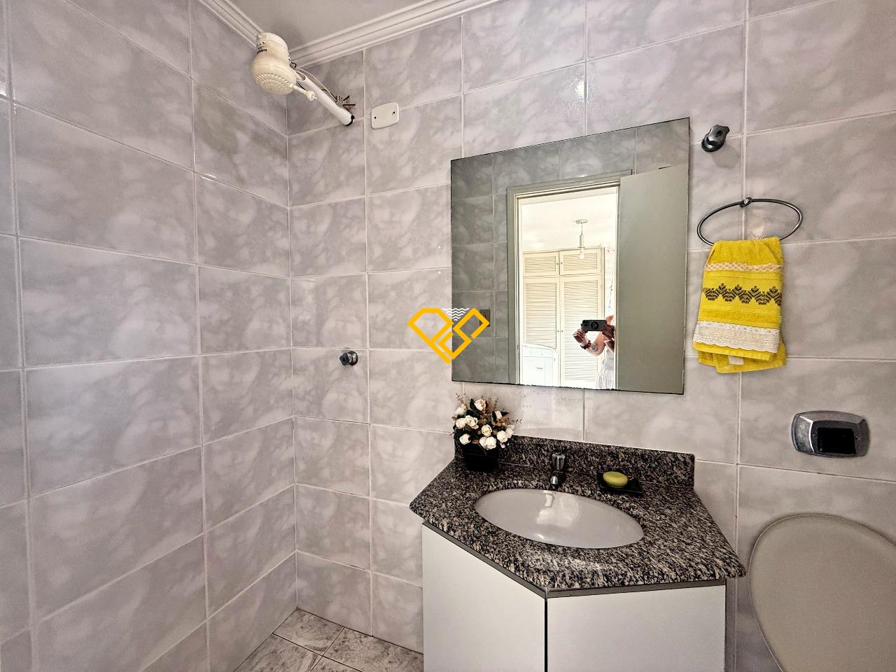 Apartamento à venda no Aparecida: Wc de serviço