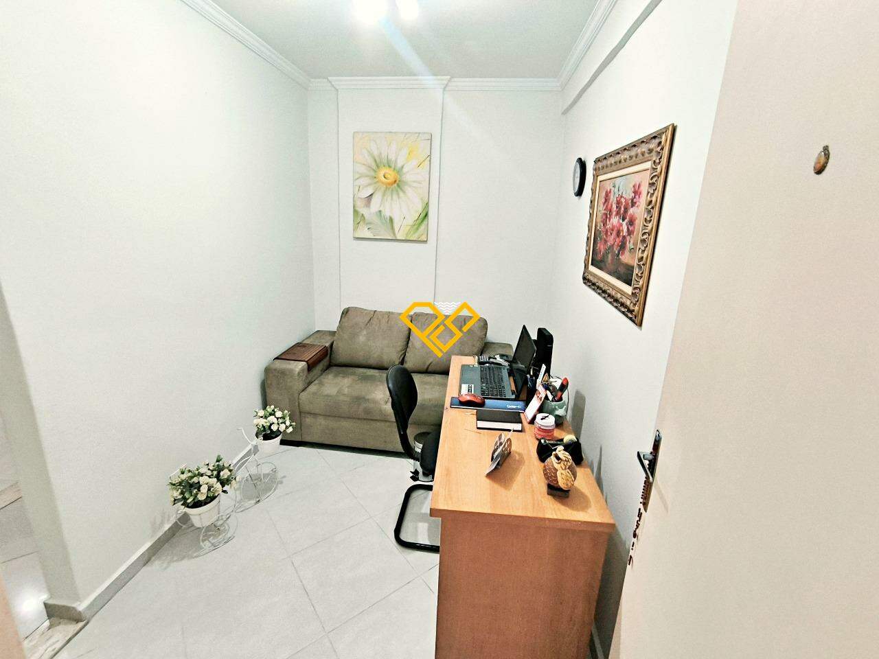 Apartamento à venda no Gonzaga: Dependência revertida
