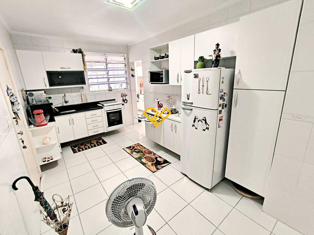 Apartamento à venda no Gonzaga: Cozinha