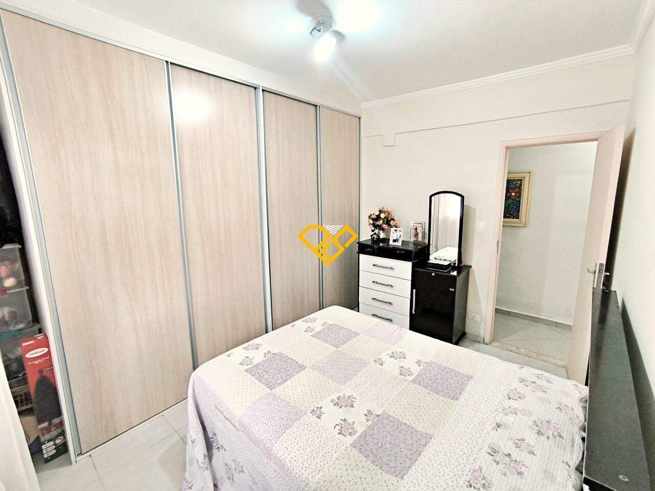 Apartamento à venda no Gonzaga: Dormitório 2