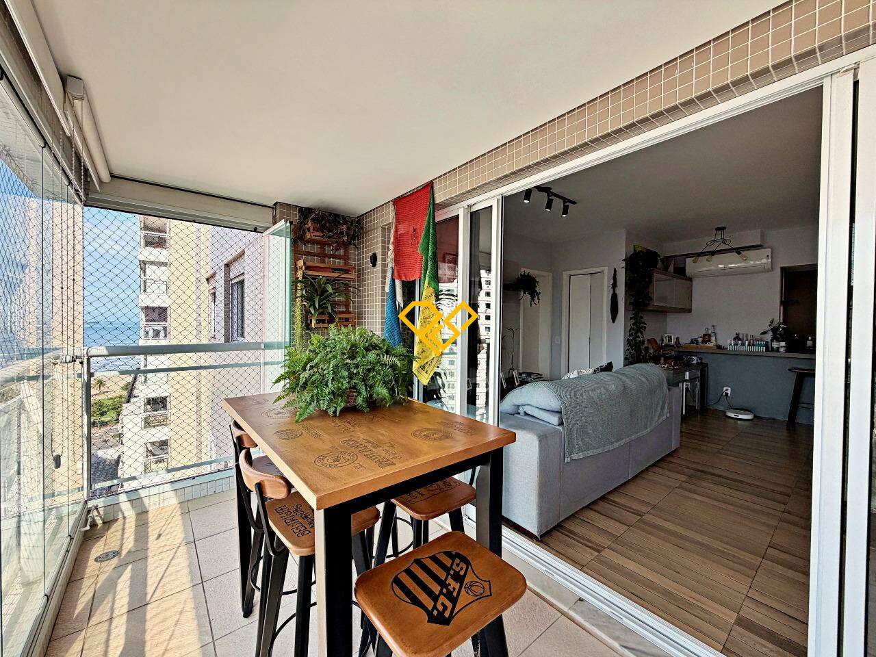 Apartamento à venda no José Menino: Varanda