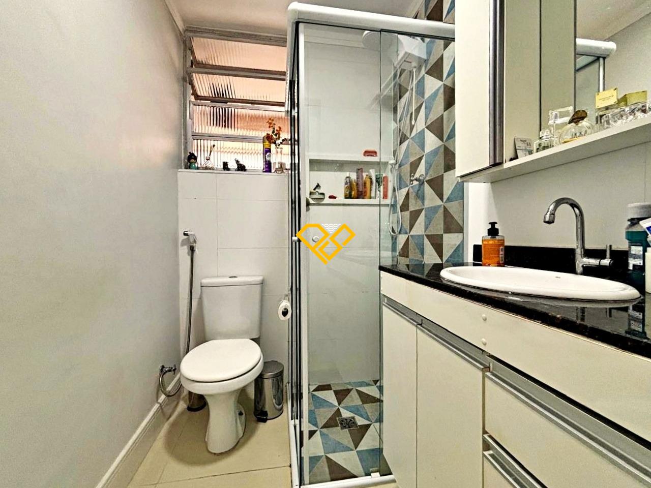 Apartamento à venda no Pompéia: Wc social