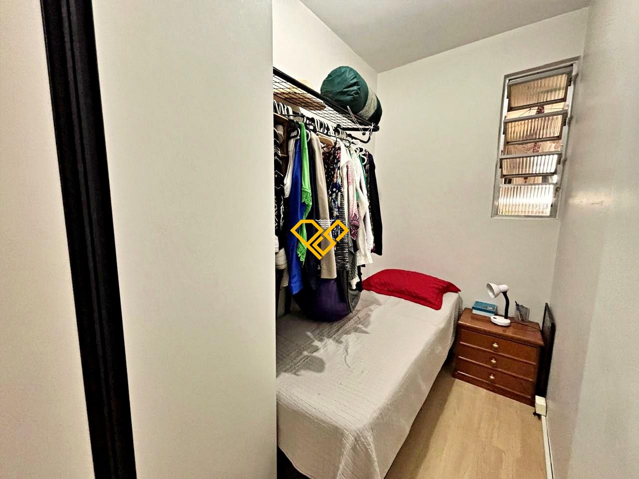 Apartamento à venda no Pompéia: Dependência