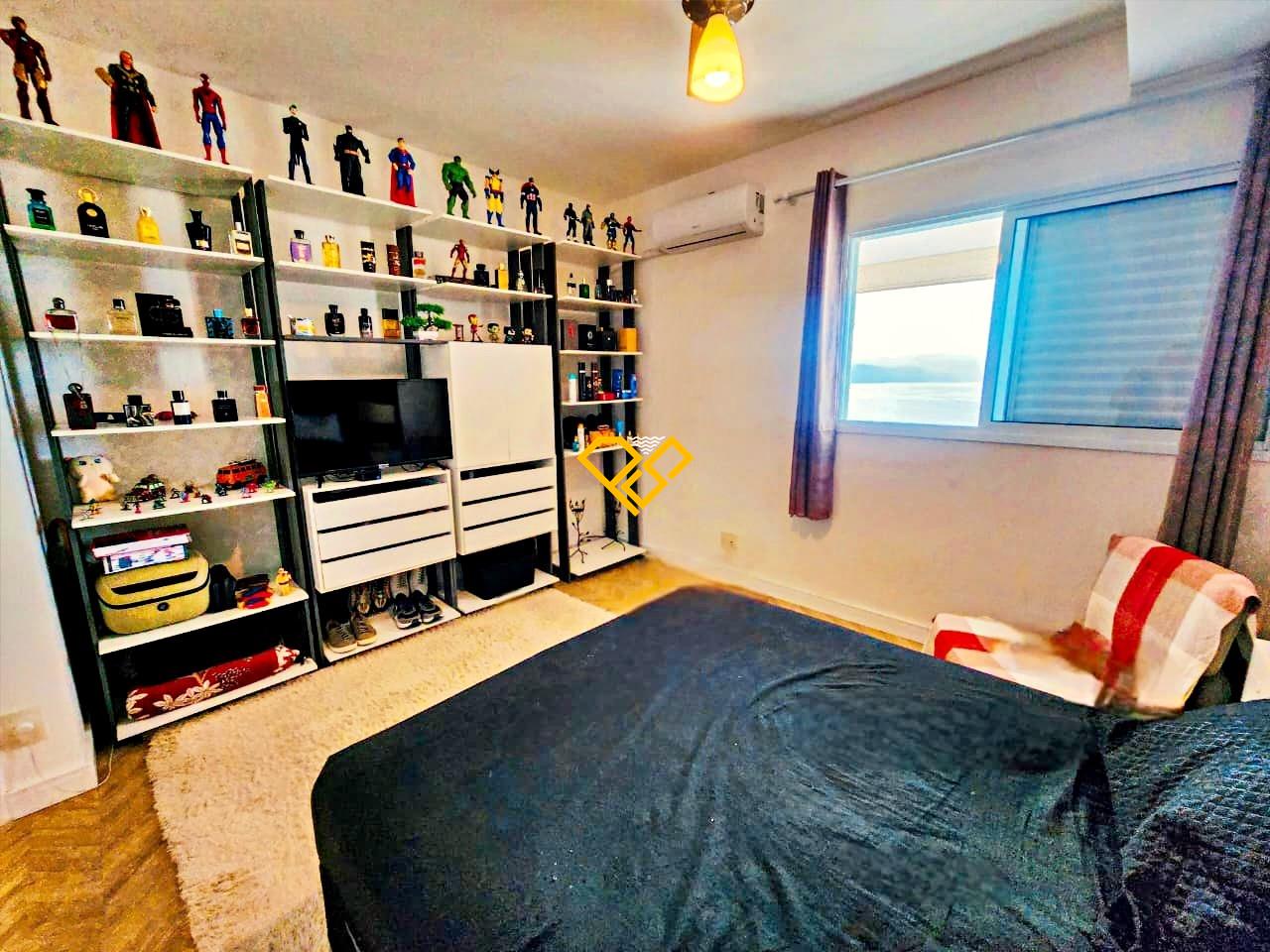 Apartamento Duplex à venda no José Menino: Suíte 1