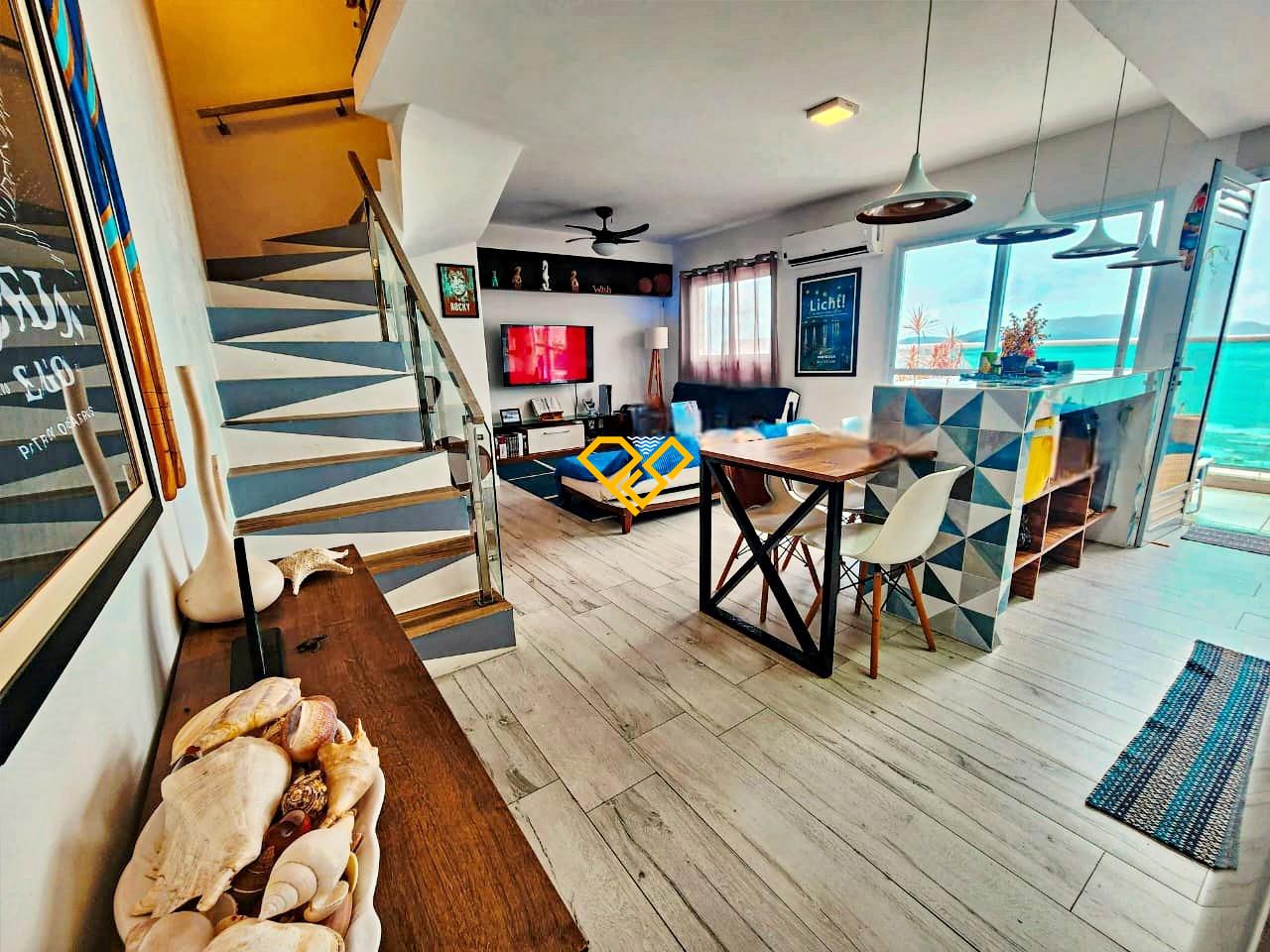 Apartamento Duplex à venda no José Menino: Sala